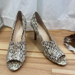 Elie Tahari White Leopard Open Toe Heels, Never Worn, Size 10
